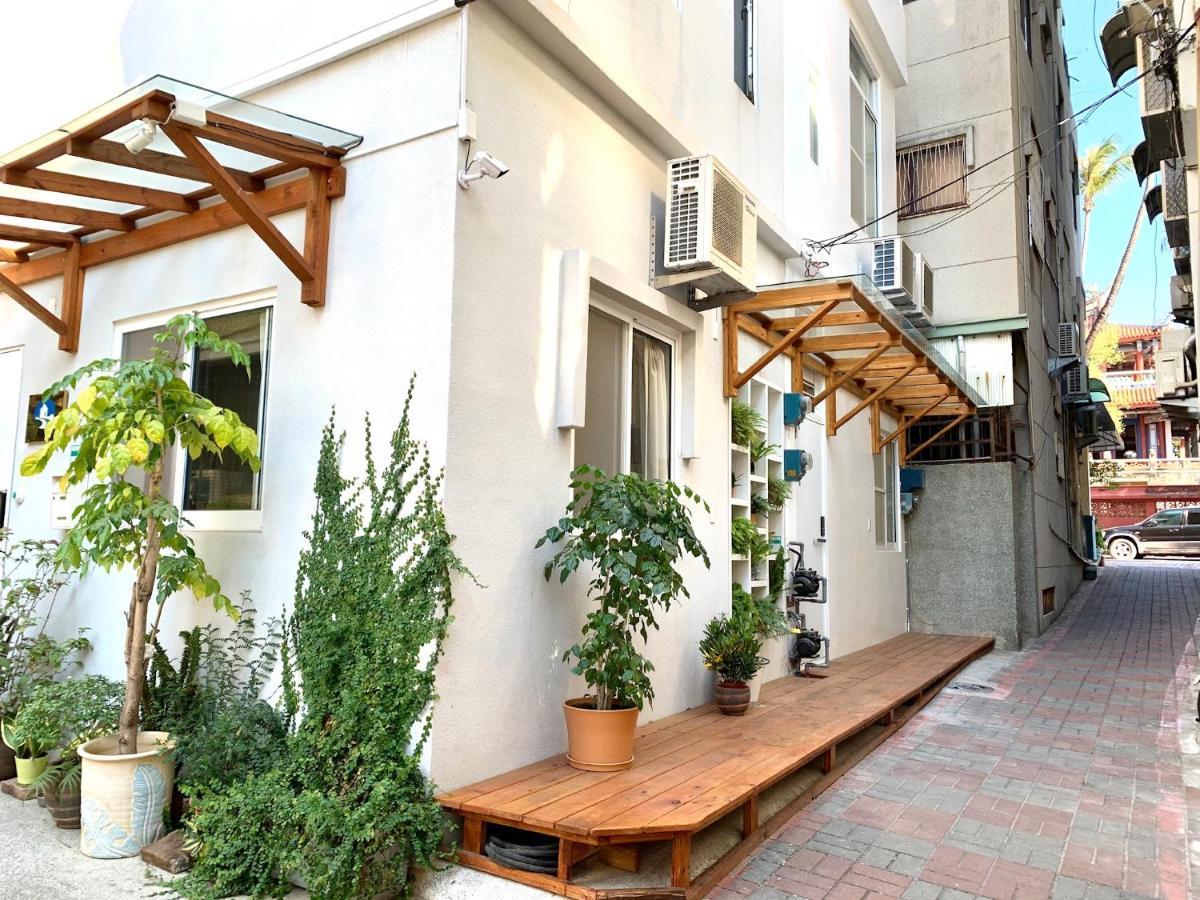 小巷旺宅 X 旺福 Apartment Tainan Exterior photo